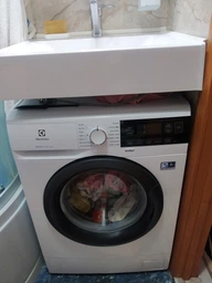 Стиральная машина узкая ELECTROLUX EW6S3R06S фото от покупателей 6