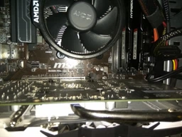 Видеокарта MSI PCI-Ex Radeon RX 570 ARMOR 4G OC GDDR5 (256bit) (1268/7000) (DVI, HDMI, 3 x DisplayPort) (RX 570 ARMOR 4G OC)