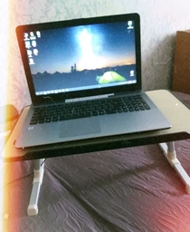 Эргономичный стол для ноутбука ELaptop Desk A8 с USB-вентилятором фото від покупців 3