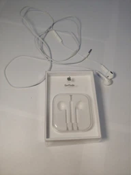 Сетевое зарядное устройство Apple 12W USB Power Adapter для iPad (MD836ZM/A) фото от покупателей 10