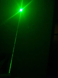 Лазерная указка TYLaser 303 (532nm, 500 мВт, 1х18650) фото от покупателей 6