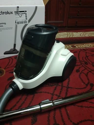 Пылесос без мешка ELECTROLUX EC41-2SW фото от покупателей 8
