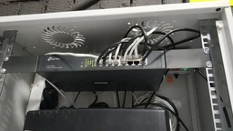 Комутатор TP-Link TL-SF1016DS некерований 16хFast Ethernet 10/100 Мбіт/с