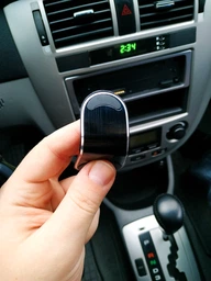 Автодержатель для телефона магнитный XoKo Premium RM-C70 Flat Magnetic Silver (XK-RM-C70-SL) фото от покупателей 19