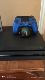 Двойная зарядная станция DOBE для геймпадов PlayStation (PS4 / PS4 Slim / PS4 Pro) Dualshock 4 с LED индикатором Черная фото от покупателей 4
