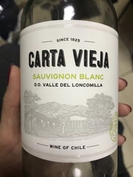 Вино Carta Vieja Sauvignon Blanc белое сухое 0.75 л 12% (7804310105355)
