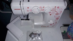 Швейная машина JANOME E-Line 15 фото от покупателей 16