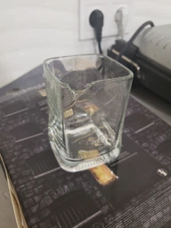 Виски Bushmills Original 6 лет выдержки 0.7 л 40% в подарочной упаковке + 2 стакана (5055966800039)