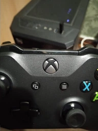 Беспроводной геймпад Microsoft Xbox One Controller Black + Wireless Adapter for Windows 10 (4N7-00003) фото от покупателей 17