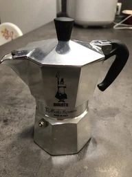 Кавоварка гейзерна Bialetti Moka Express Silver 0.23L (0001164)