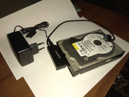 Адаптер Maiwo K10435A USB 3.0 - SATA III, с блоком питания 12В/2А (K10435A) фото от покупателей 3
