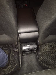 Подлокотник Armrest на Volkswagen Golf 4 черный фото от покупателей 3