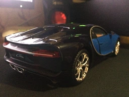 Машина Maisto Bugatti Chiron (1:24) синий металлик (31514 met. blue) фото от покупателей 3