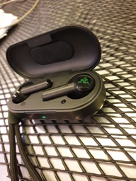 Гарнітура Razer Hammerhead True Wireless Bluetooth для смартфона Чорний (1010-569-00) фото від покупців 19