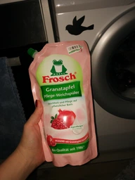 Кондиционер для белья Frosch Гранат 1 л (4001499115523/4001499957550) фото от покупателей 6