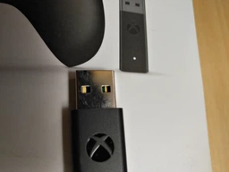 Microsoft Xbox One S Black Wireless Controller + Adapter for Windows фото від покупців 7