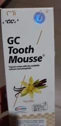 Крем для зубів - GC Tooth Mousse Vannilla 35ml (606395-85811) фото від покупців 10