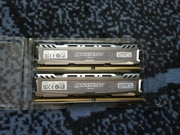 Оперативная память Crucial DDR4-3200 32768MB PC4-25600 (Kit of 2x16384) Ballistix Sport LT Gray (BLS2K16G4D32AESB) фото от покупателей 2
