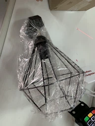 Светильник потолочный подвесной 100lamp Loft Е-27 металл, белый (NL 05371-3W)