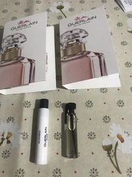 Пробник Парфумована вода для жінок Guerlain Mon 0.7 мл (3346476511891/3346476515028) фото від покупців 1