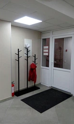 Дизайнерская вешалка Fenster Миллениум Белый-венге фото от покупателей 7