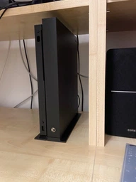 Вертикальная подставка Vertical Stand для Xbox One S черный (X-ONES-005) фото от покупателей 5