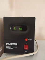 Стабілізатор напруги Maxxter 2000 ВА (MX-AVR-S2000-01) фото від покупців 8