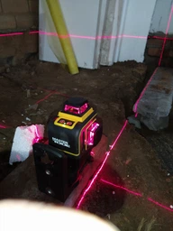 Рівень лазерний Mastertool 10 м ±0.2 мм/м 3 гол H/V/H+V H360°/2хV360° ±3° RED/635 нм клас II IP54 Li-ion/ААх3 сумка 30-1912 фото від покупців 1