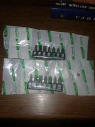 Набор бит TOPTUL 1/4" 7ед. (SL: 4*0.5, 5.5*1, 6.5*1.2; PH1, PH2; PZ1, PZ2) GAAV0704 фото от покупателей 1