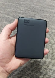 Внешний жесткий диск 4Tb Western Digital Elements Portable, Black (WDBU6Y0040BBK-WESN) фото от покупателей 1