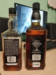 Теннессі Віскі Jack Daniel's Old No.7 0.7 л 40% (5099873089798_5099873009109) фото від покупців 1