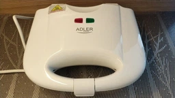Вафельница для товстих бельгійських вафель Adler AD 311 фото від покупців 7