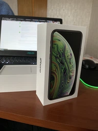 Мобильный телефон Apple iPhone Xs 64GB Gold (MT9G2) Официальная гарантия фото от покупателей 7