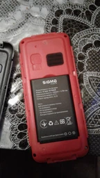 Мобільний телефон Sigma mobile X-style 18 Track Dual Sim Black/Red фото від покупців 7