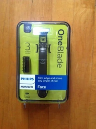 Электростанок (триммер) Philips OneBlade QP2520/30 (8710103790457/8710103761143) фото от покупателей 13