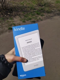 Электронная книга с подсветкой Amazon Kindle All-new 10th Gen. 2019 White фото от покупателей 2