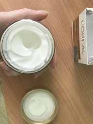 Антивозрастной увлажняющий дневной крем для кожи лица L'Oreal Paris Возраст Эксперт 35+ против морщин 50 мл (3600524032616) фото от покупателей 6