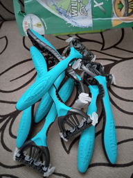 Одноразові станки Wilkinson Sword Xtreme 3 Sensitive 4+2 шт (4027800010707) фото від покупців 10