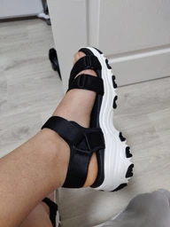 Жіночі сандалі Skechers D`Lites Fresh Catch Black/White 39,5 Чорний 31514-BLK