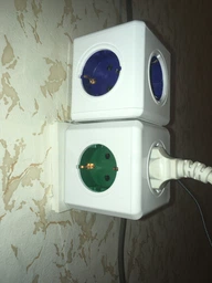 Мережевий розгалужувач Allocacoc Powercube На 5 розеток Сірий (1100GY/DEORP) фото від покупців 14