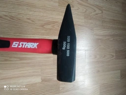 Молоток слюсарний Stark 500 г з ручкою зі скловолокна (520100500) фото від покупців 6