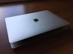 Ноутбук Apple MacBook Air 13" 256GB 2020 Space Gray (MWTJ2) фото от покупателей 3