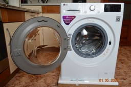 Стиральная машина LG F2J5HS6W фото от покупателей 5