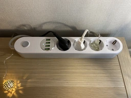 Мережевий фільтр живлення ColorWay CW-CHE44W, 4 розетки/4USB White 2M (CW-CHE44W) фото від покупців 5