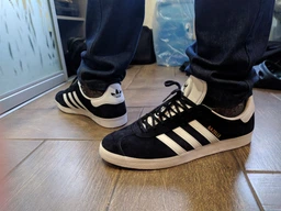 Мужские кеды низкие Adidas Gazelle BB5497 40 (6.5UK) 25 см Cblack/Cblack/Goldmt (4056566502874) фото от покупателей 6
