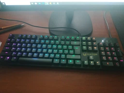Ігрова клавіатура Hator Rockfall Mechanical Red Switches Yellow Edition UA ​​(HTK-602) фото від покупців 1
