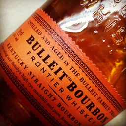 Бурбон Bulleit от 6-ти до 8-ми лет выдержки 0.7 л 45% (082000789611_5000281038018) фото от покупателей 7