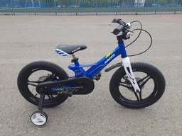 Дитячий велосипед Ardis Falcon X 18" червоний з бічними колесами фото від покупців 4