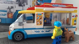 Конструктор LEGO City Great Vehicles Грузовик мороженщика 200 деталей (60253) фото от покупателей 12