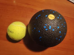 Масажний м'яч 4FIZJO EPP Ball 12 Black/Green (P-5907222931264) фото від покупців 1
